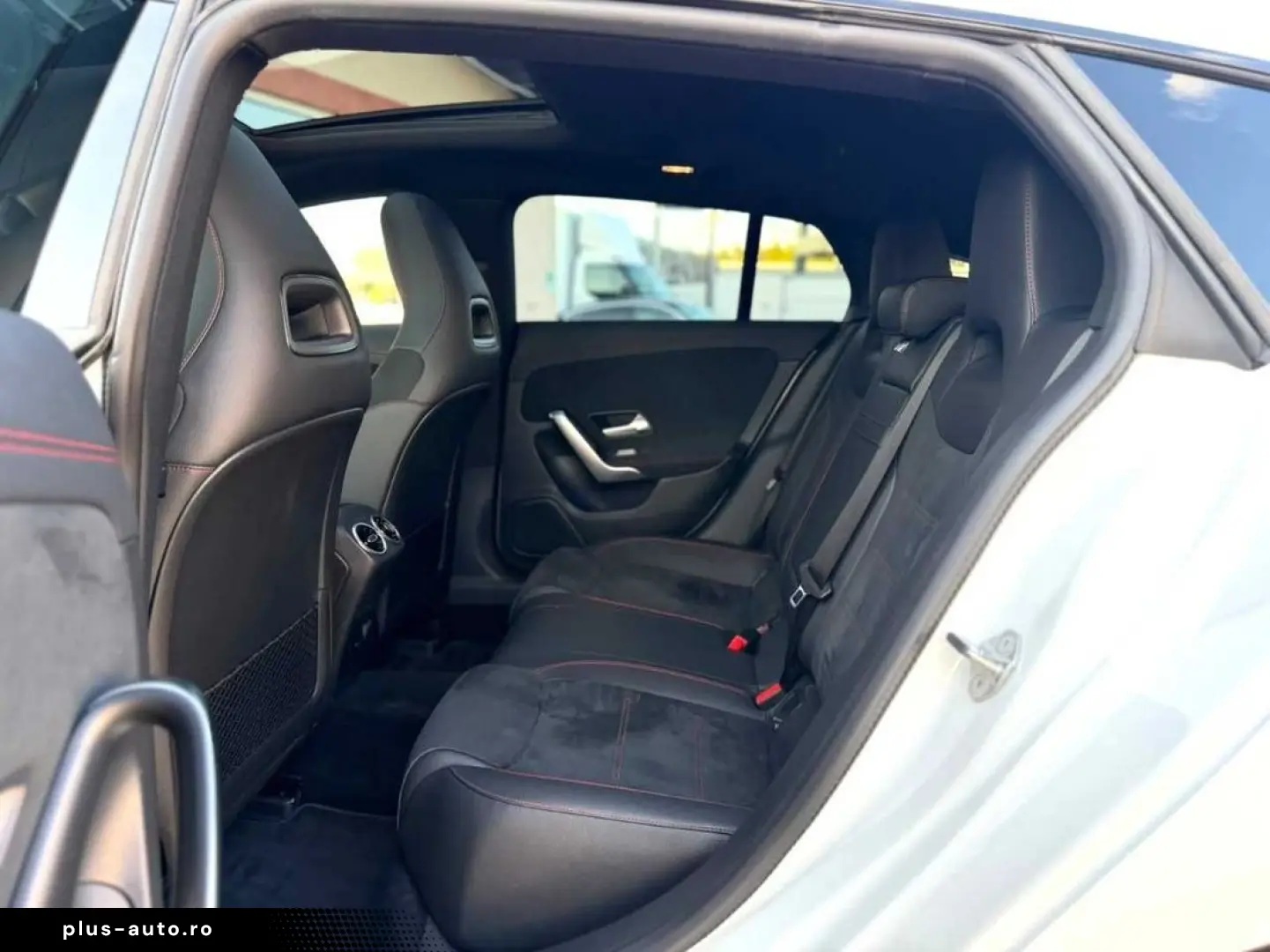 Mercedes-Benz Cla-180