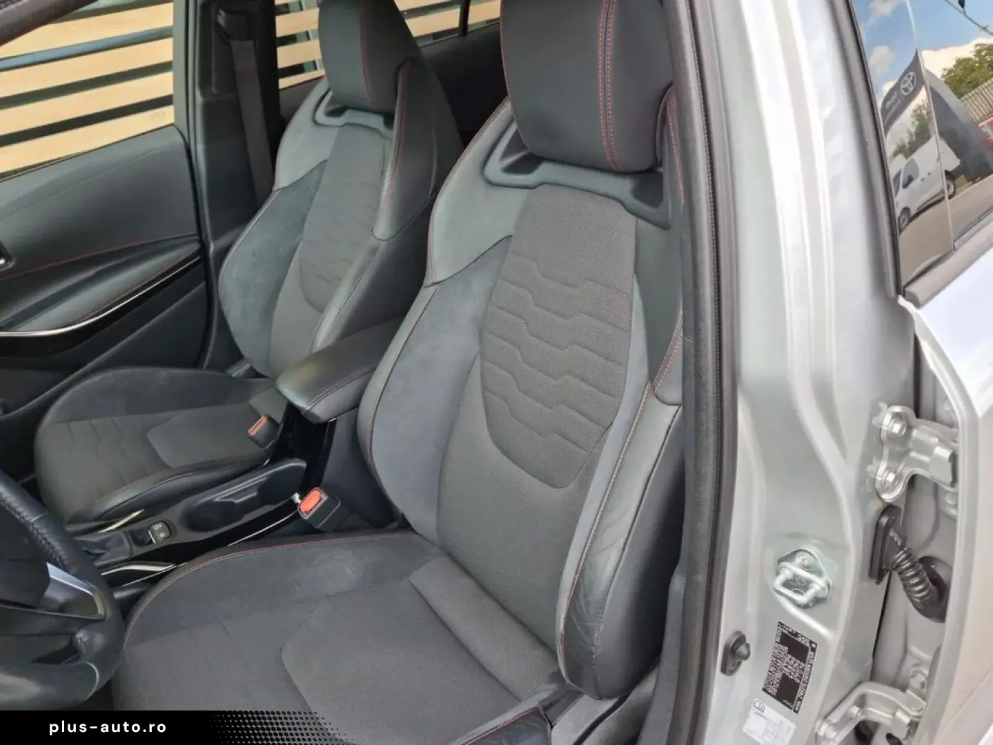 Toyota Corolla 1.8 Hybrid Exclusive Hsd Ts E-CVT