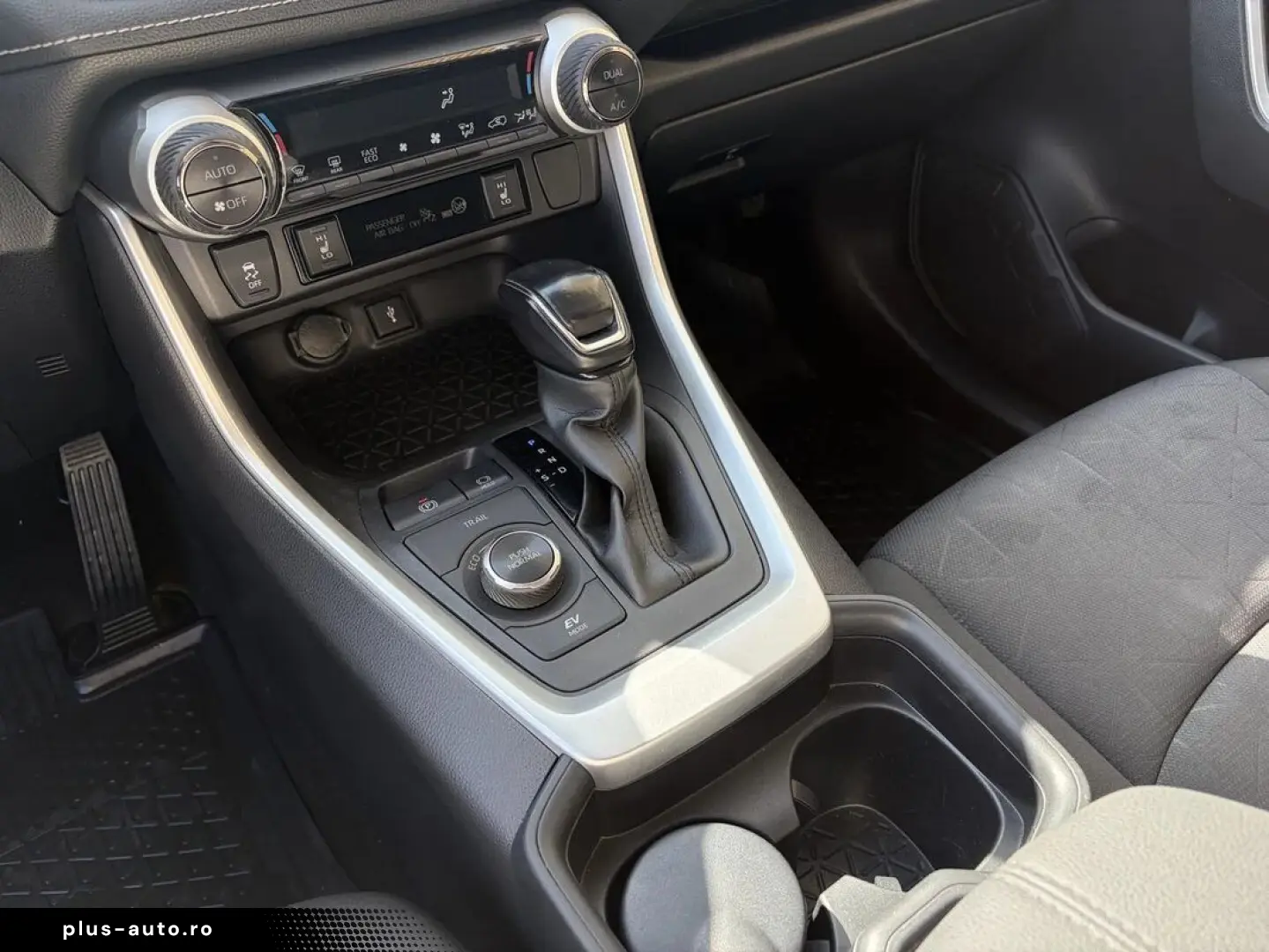 Toyota Rav-4