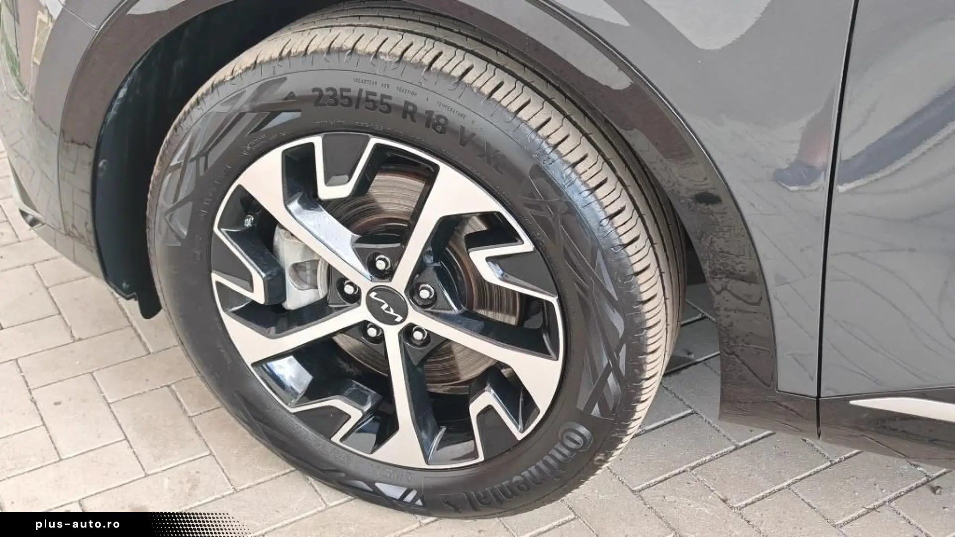 Kia Sportage Dynamic Plus Line Hybrid 2024 - Credit   Leasin