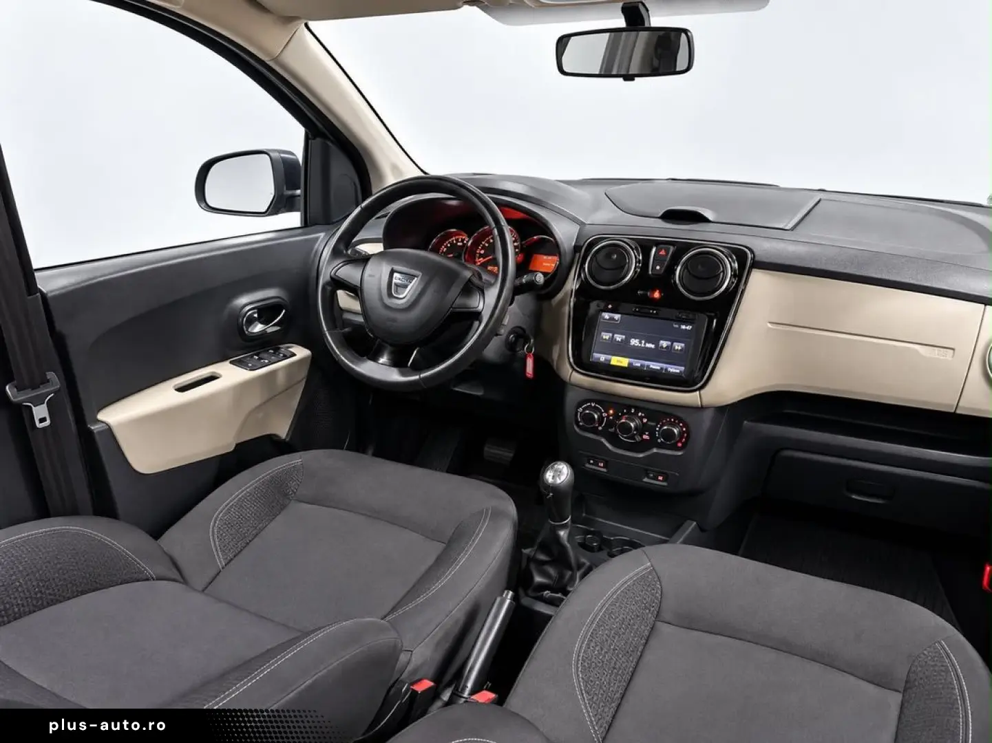 Dacia Lodgy 7Locuri 2012    1.5Diesel Navigatie