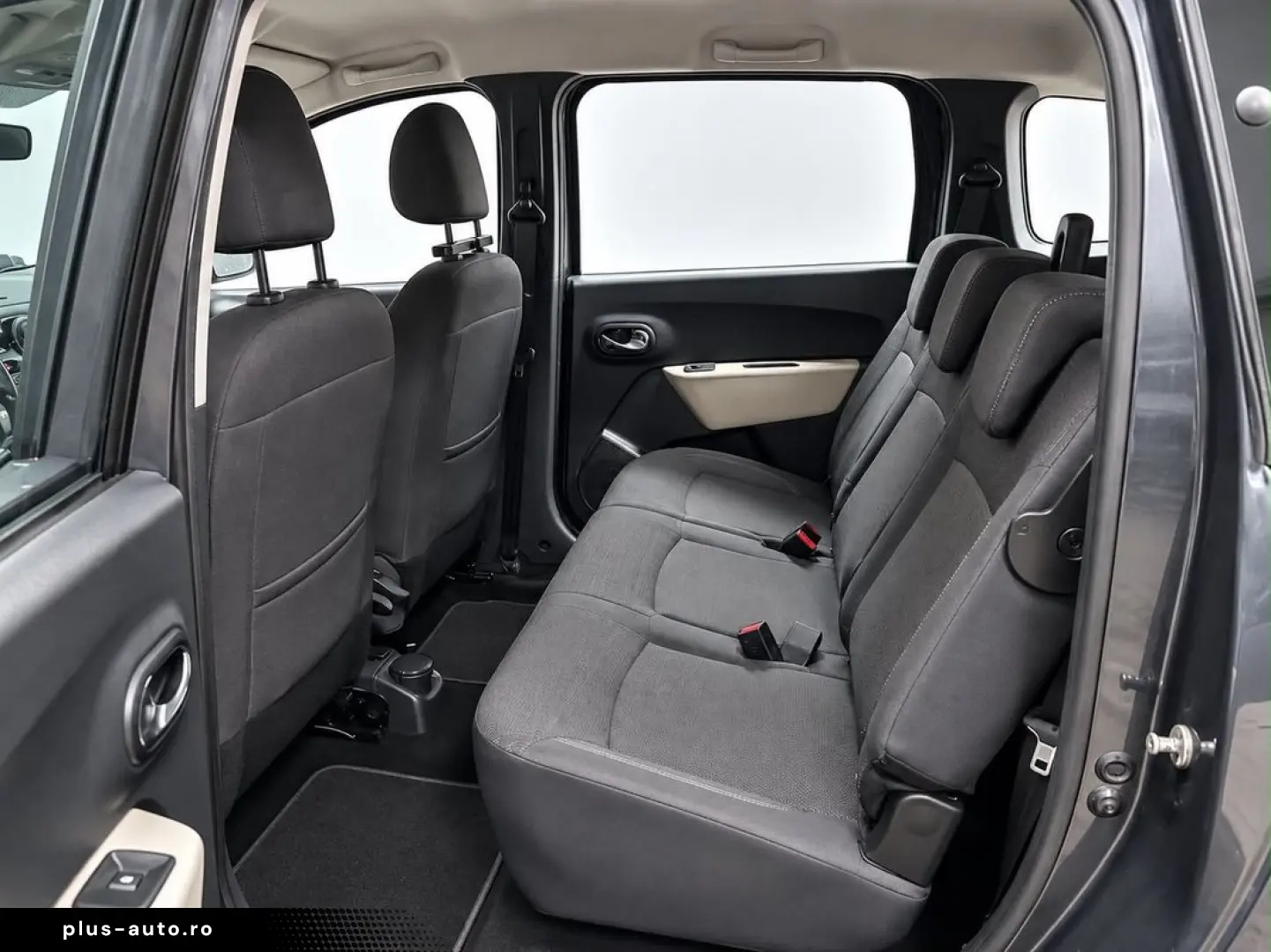 Dacia Lodgy 7Locuri 2012    1.5Diesel Navigatie
