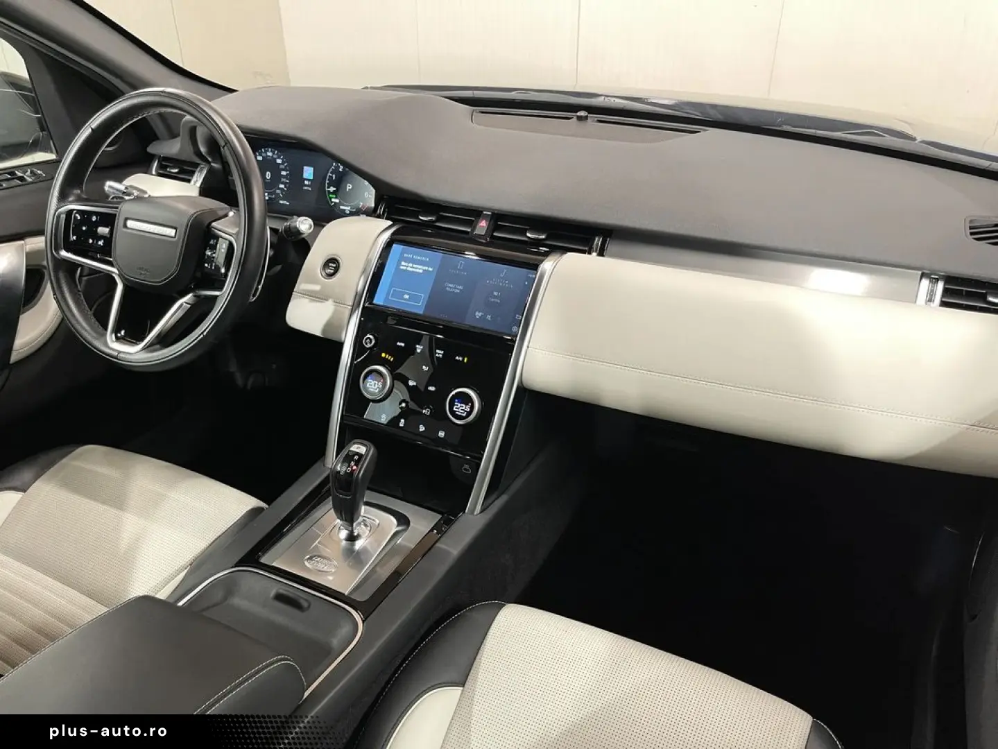 Land-Rover Discovery-Sport