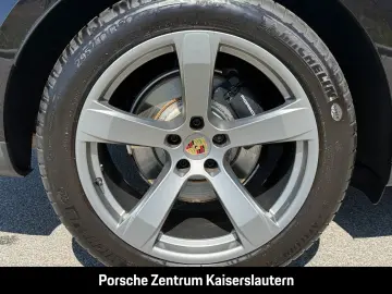 PORSCHE Macan Sportabgasanlage BOSE Luftfederung 20-Zoll