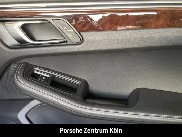 PORSCHE Macan Luftfederung PASM 20-Zoll Rückfahrkamera
