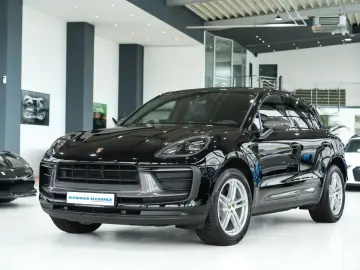 PORSCHE Macan T SPORT-CHRONO PANO BOSE PDLS  KAM 1.HAND