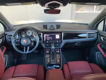 PORSCHE Macan S Carplay  Panorma