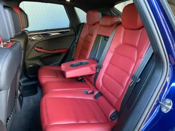 PORSCHE Macan S Carplay  Panorma