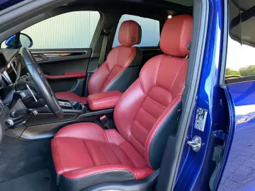 PORSCHE Macan S Carplay  Panorma