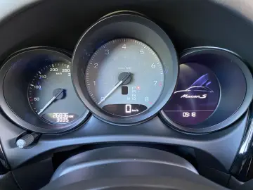 PORSCHE Macan S Carplay  Panorma