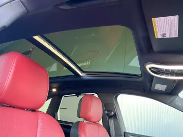PORSCHE Macan S Carplay  Panorma