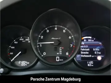 PORSCHE Macan T BOSE SPORTDESIGN SURROUND VIEW