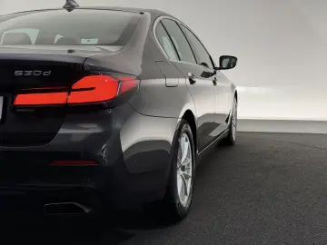 BMW 530d Lim. Mild-Hybrid LASER HUD-HiFi-R.KAM-MEMO