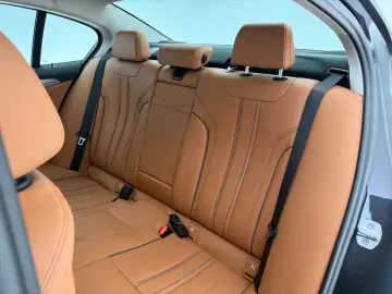 BMW 530d Lim. Mild-Hybrid LASER HUD-HiFi-R.KAM-MEMO
