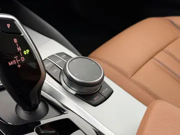 BMW 530d Lim. Mild-Hybrid LASER HUD-HiFi-R.KAM-MEMO
