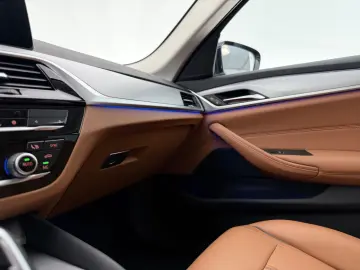 BMW 530d Lim. Mild-Hybrid LASER HUD-HiFi-R.KAM-MEMO