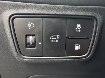 HYUNDAI TUCSON PHEV 1.6T 4WD TREND ASS-P PANO ECS NAVI