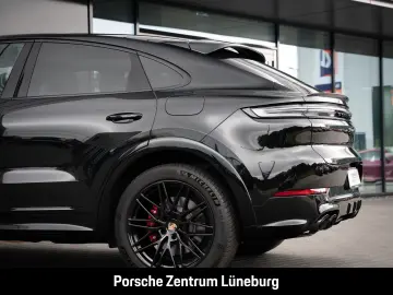 PORSCHE Cayenne S E-Hybrid Coupe InnoDrive HA-Lenkung