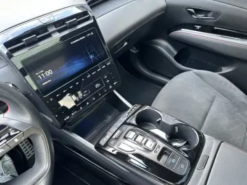HYUNDAI TUCSON 1.6 T-GDi Plug-in-Hybrid 4WD N Line