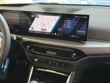 BMW M2 CarbonD.Compound HUD ACC Camera LivePro.Ha Ka