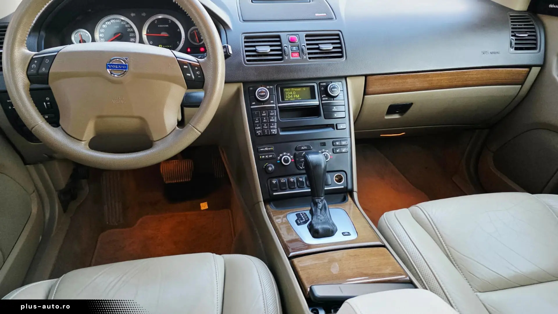 Volvo XC90 D5 AWD 7 locuri
