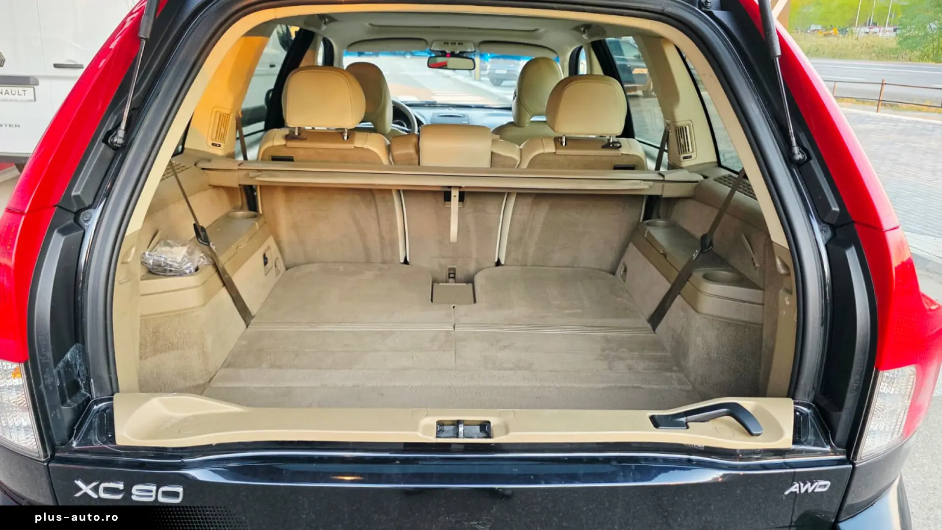 Volvo XC90 D5 AWD 7 locuri
