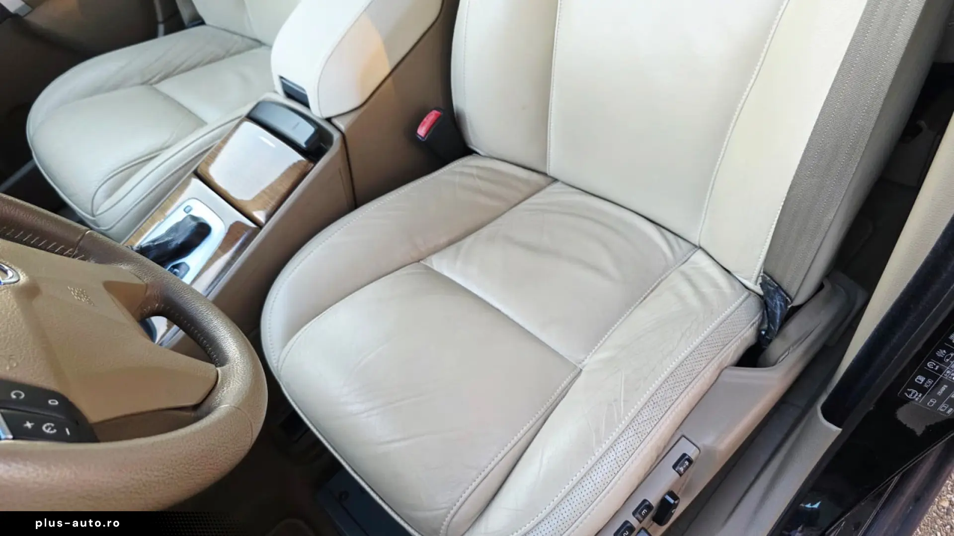Volvo XC90 D5 AWD 7 locuri