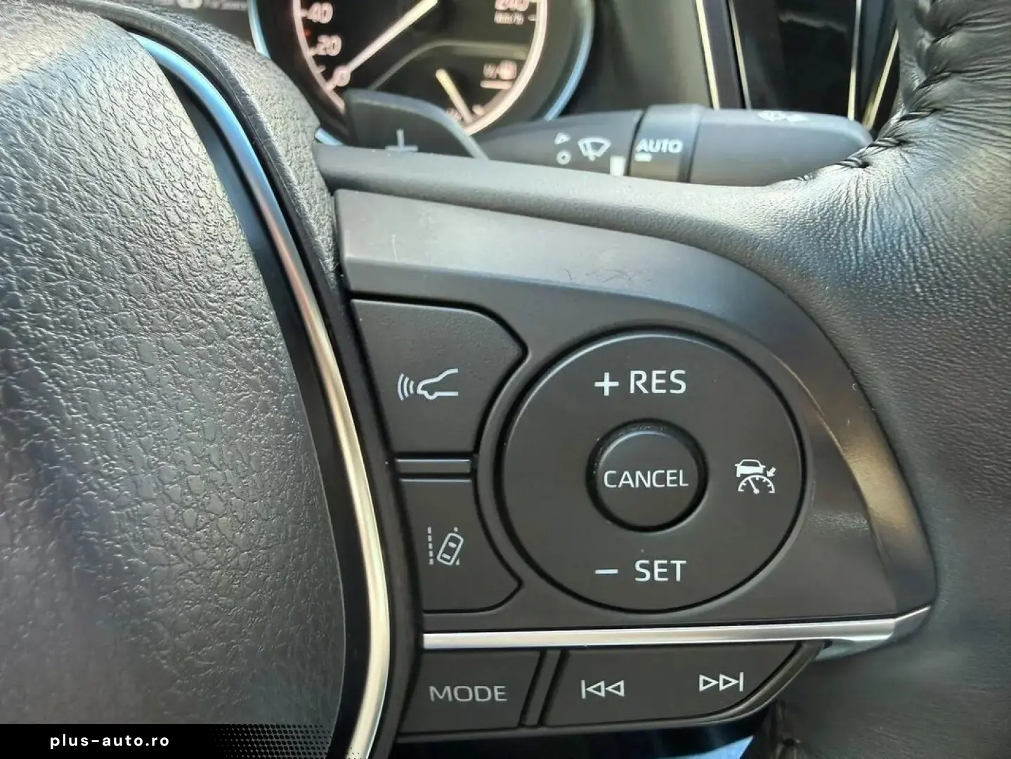 Toyota Camry 2.5 Hybrid Dynamic E-CVT