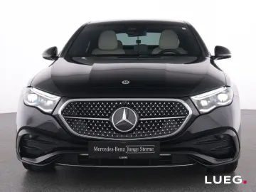 MERCEDES-BENZ E 220 d AMG Pano DLight Sitzklim Sthzg…