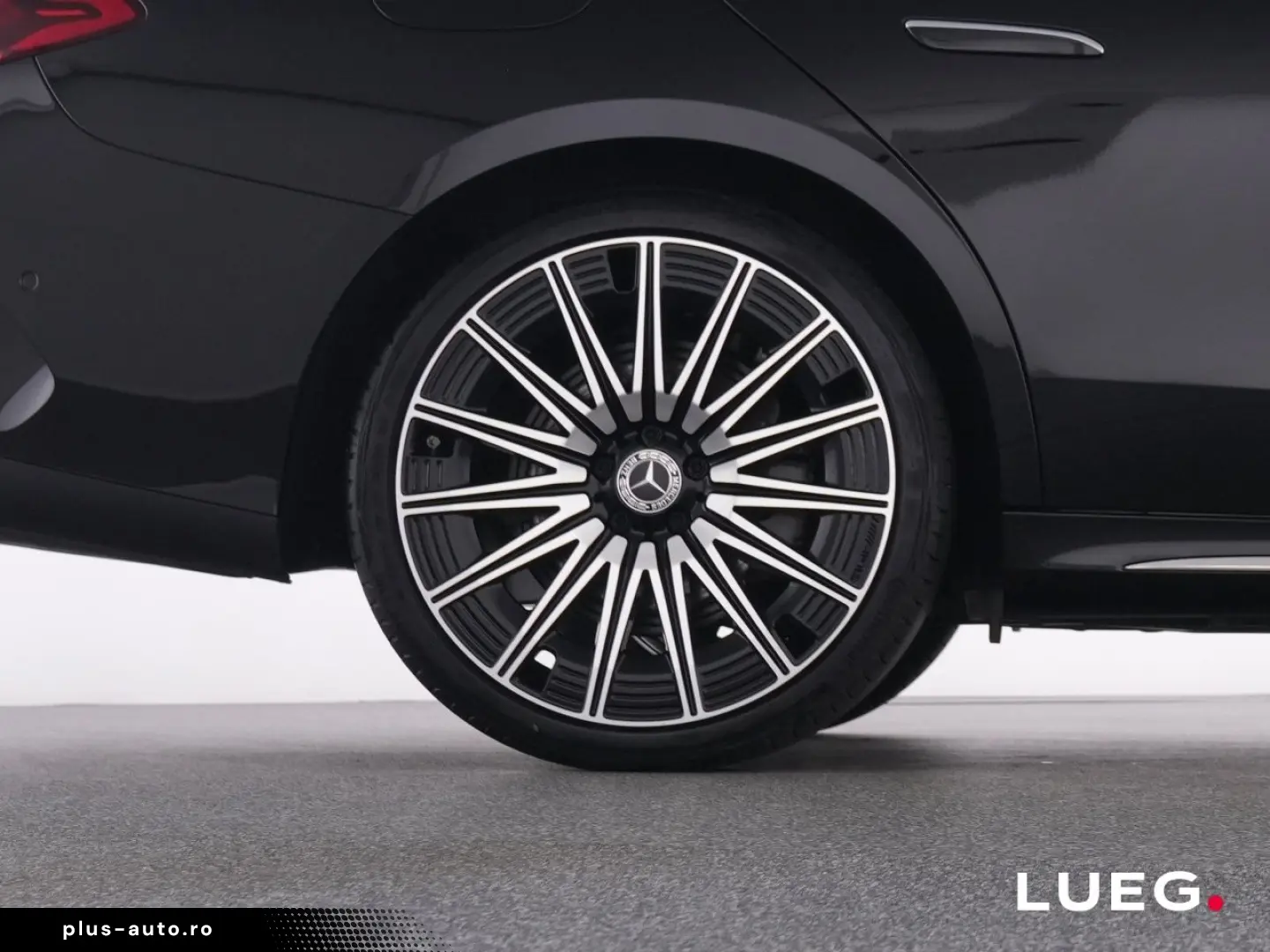 MERCEDES-BENZ E 220 d AMG Pano DLight Sitzklim Sthzg&hellip;