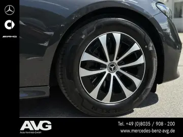 MERCEDES-BENZ E 220 d Avantgarde Superscreen Burmester Dist