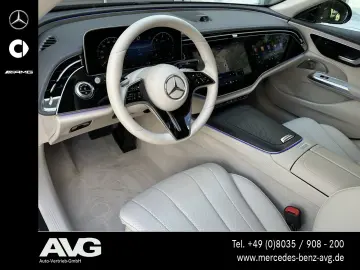 MERCEDES-BENZ E 220 d Avantgarde Superscreen Burmester Dist