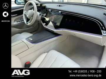 MERCEDES-BENZ E 220 d Avantgarde Superscreen Burmester Dist
