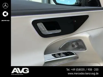 MERCEDES-BENZ E 220 d Avantgarde Superscreen Burmester Dist
