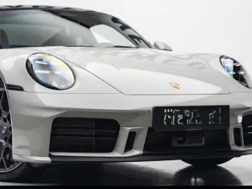 Porsche 911 992.2 Carrera 4S BI-COLOR COGNAC INNODRIVE S
