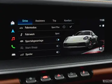 Porsche 911 992.2 Carrera 4S BI-COLOR COGNAC INNODRIVE S