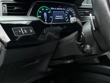 Audi e-tron Sportback quattro 313 CP Matrix LED 360  etc