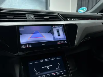 Audi e-tron Sportback quattro 313 CP Matrix LED 360  etc