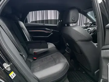 Audi e-tron Sportback quattro 313 CP Matrix LED 360  etc