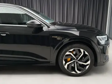Audi e-tron Sportback quattro 313 CP Matrix LED 360  etc