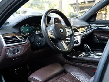 BMW 750i.xD.SOFTCL.GLASDACH.FOND.MASSAGE.4ZONEN.HUD
