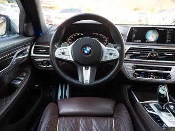 BMW 750i.xD.SOFTCL.GLASDACH.FOND.MASSAGE.4ZONEN.HUD