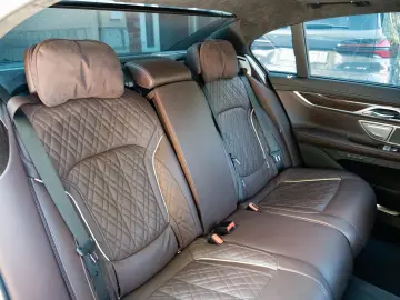 BMW 750i.xD.SOFTCL.GLASDACH.FOND.MASSAGE.4ZONEN.HUD