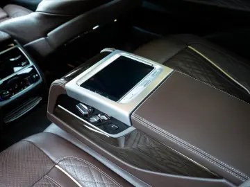 BMW 750i.xD.SOFTCL.GLASDACH.FOND.MASSAGE.4ZONEN.HUD