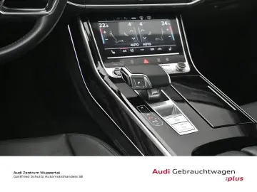 AUDI A8 60 TFSI E ACC HEADUP PANO B&O MATRIX KAMERA
