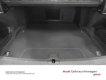 AUDI A8 60 TFSI E ACC HEADUP PANO B&O MATRIX KAMERA