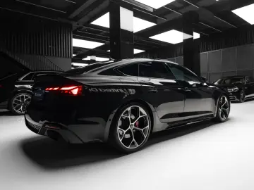 Audi RS5 Competition