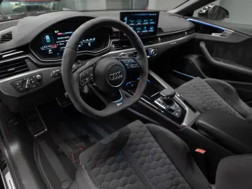 Audi RS5 Competition
