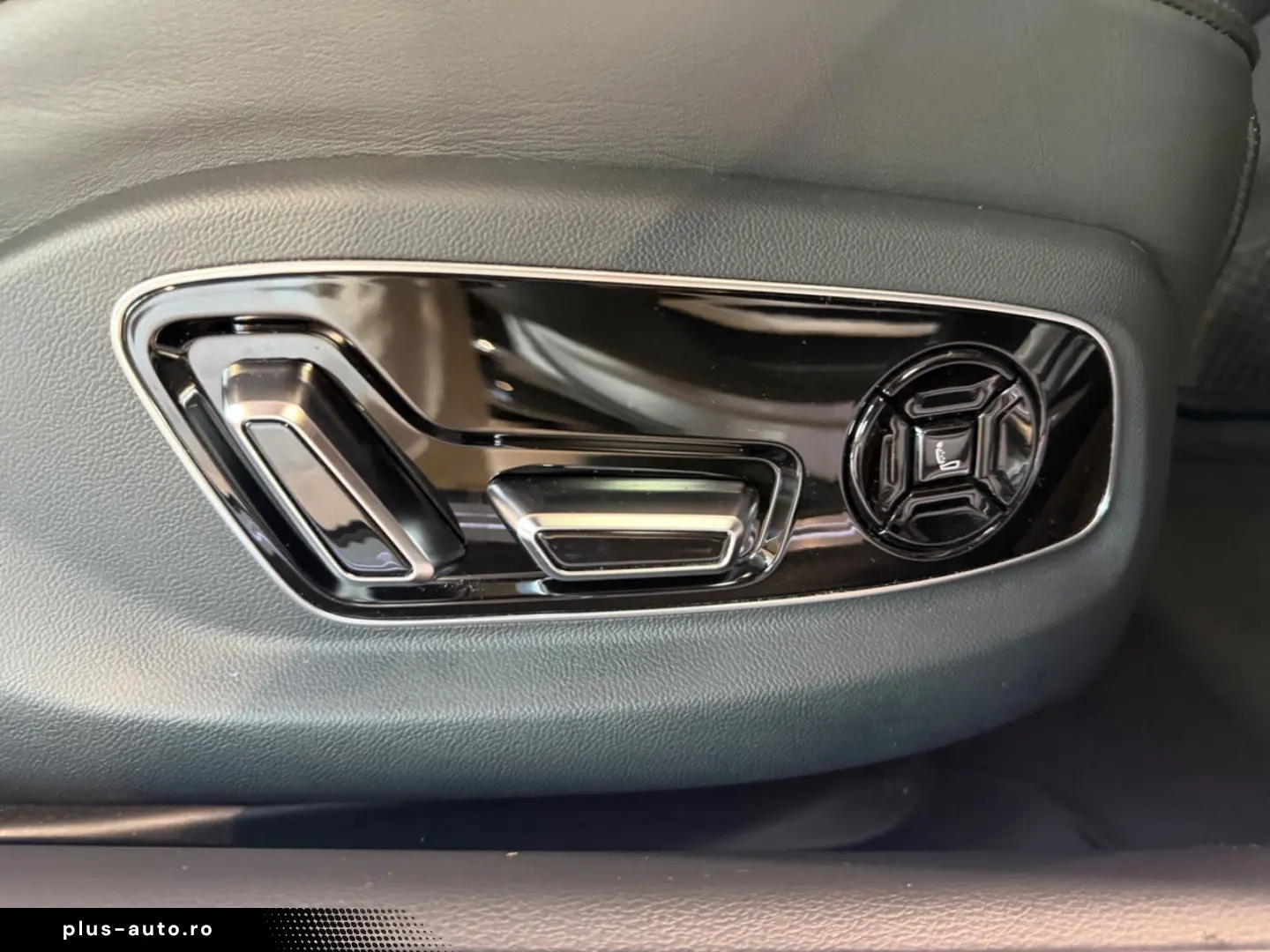 AUDI A8 60 TFSI E QUATTRO LASER PANO 360 MASSAGE HuD