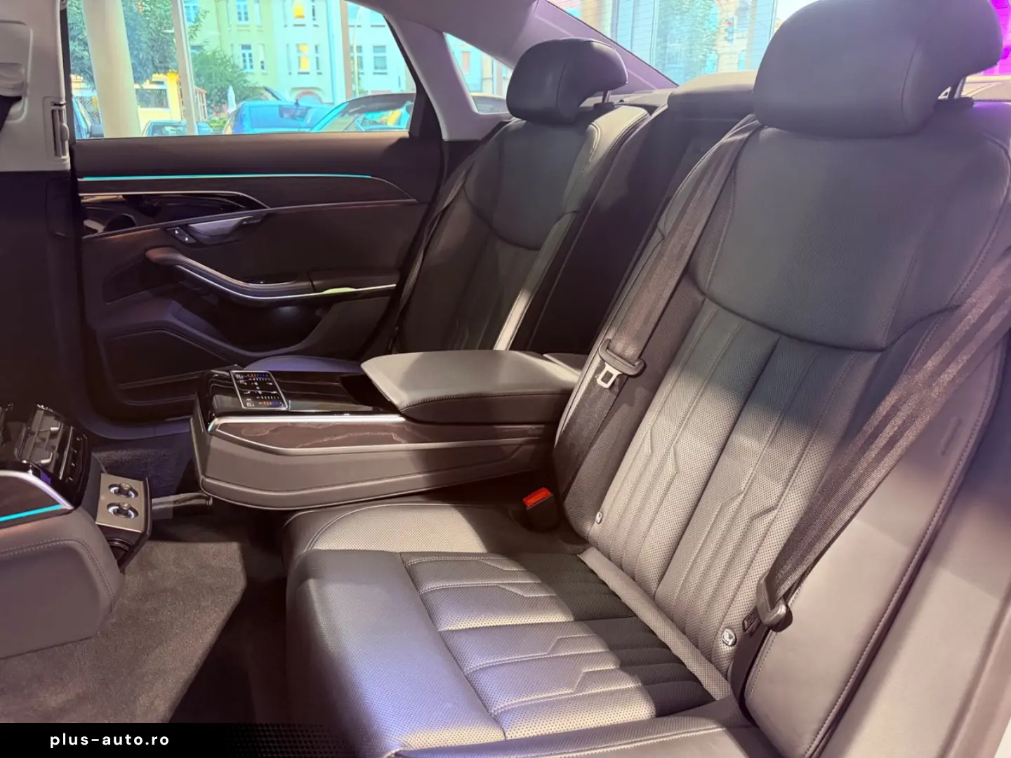 AUDI A8 60 TFSI E QUATTRO LASER PANO 360 MASSAGE HuD